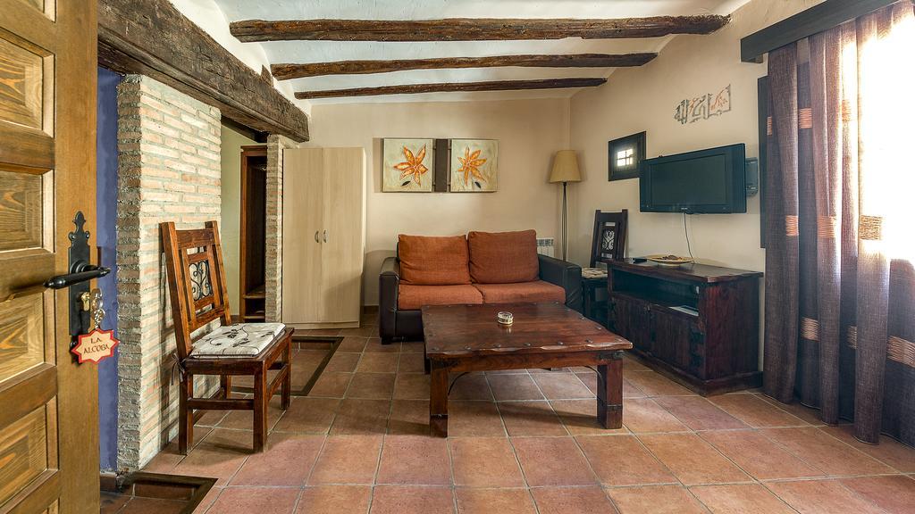 Apartamentos Los Aljezares Хеа-де-Альбаррасин Экстерьер фото