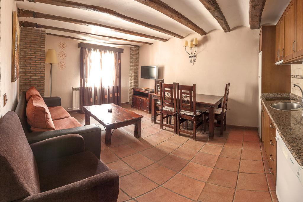 Apartamentos Los Aljezares Хеа-де-Альбаррасин Экстерьер фото
